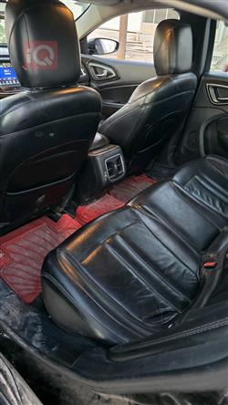 کرایسلەر 200